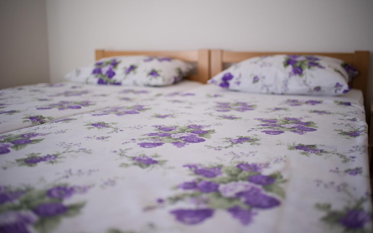 Hostel Larisa Баня-Лука Екстер'єр фото